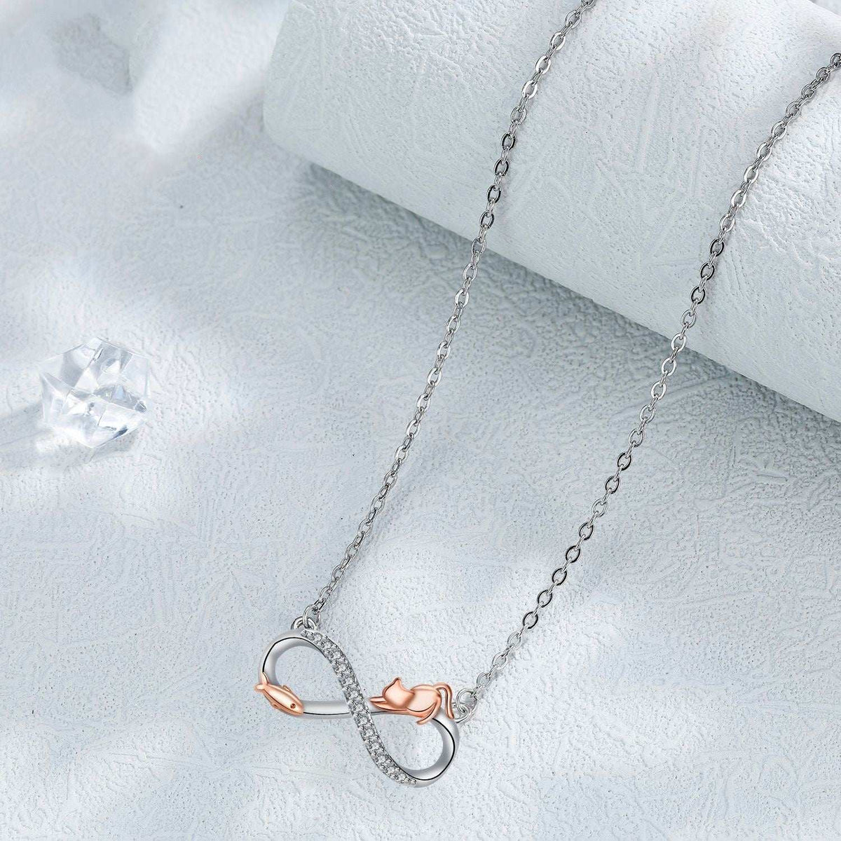Special-interest Design Infinite Symbol Pendant Cat Necklace Gift